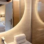 Luxury Pantheon *