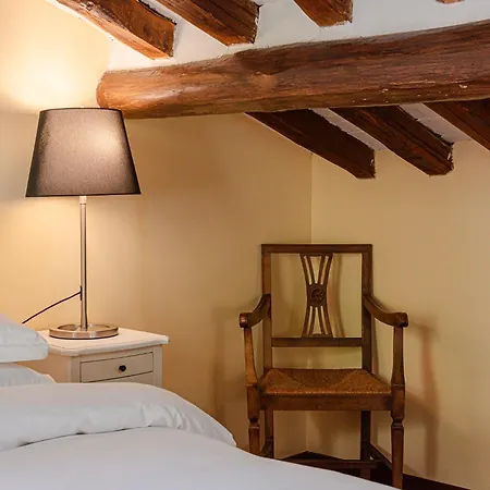 Luxury Pantheon Apartment *